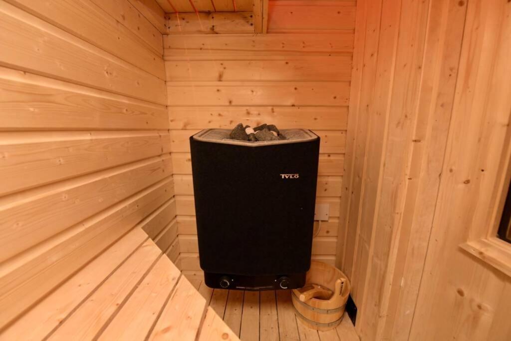 Flanders Loft Luxury Apartment With Sauna Dungiven Экстерьер фото